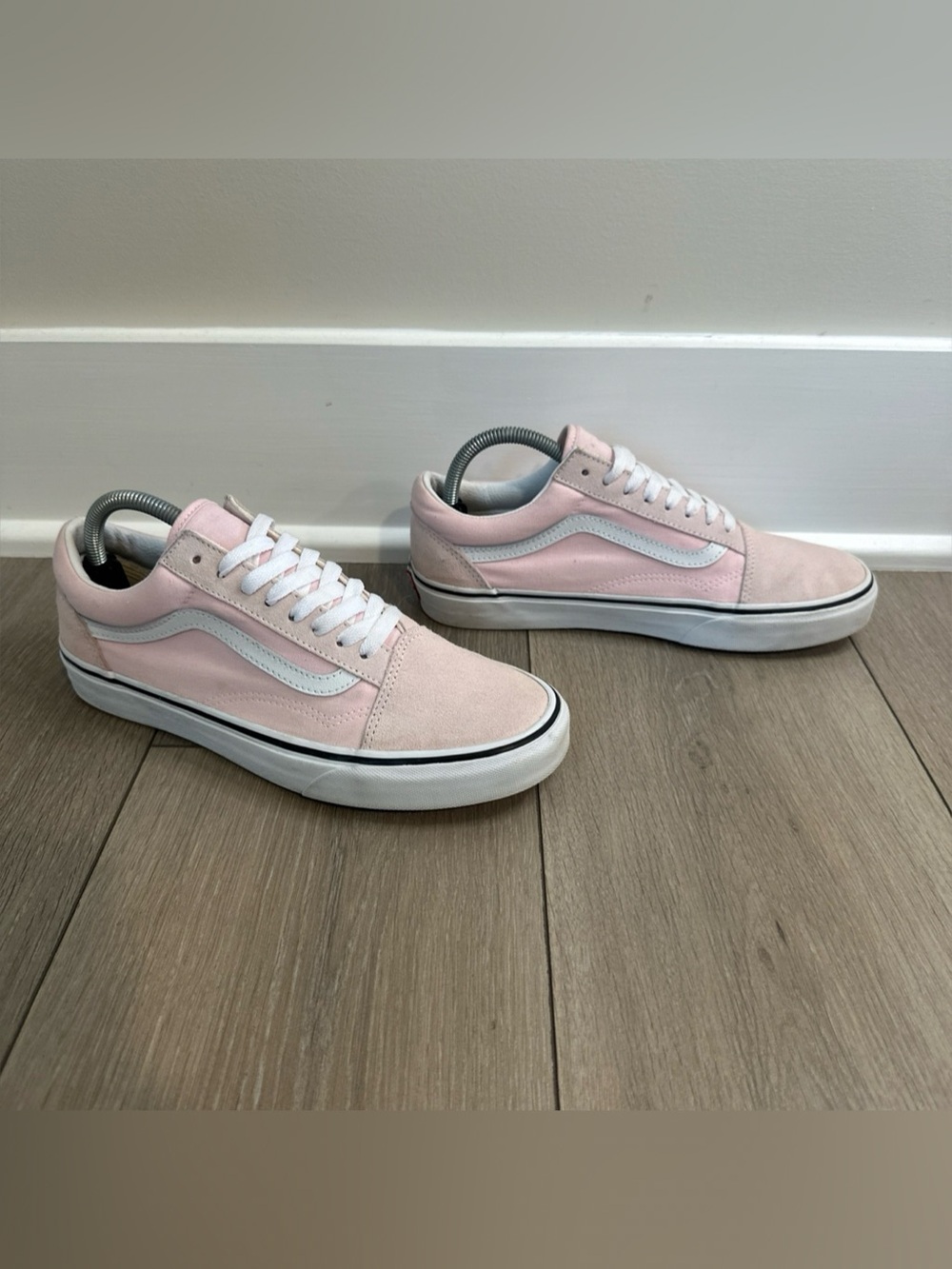 Vans Old Skool Womens Size 9.5 Pink White Gum Skateboard Shoes Sneakers Men’s 8